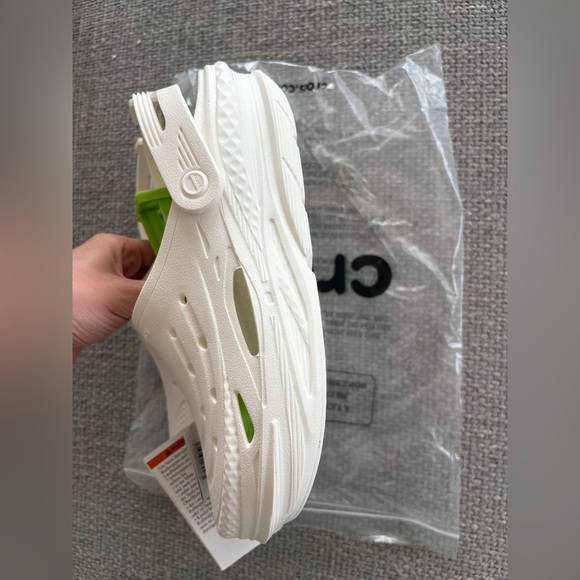 Crocs Off Grid Clog White | Size M7 W9 | Unisex - Picture 10 of 14